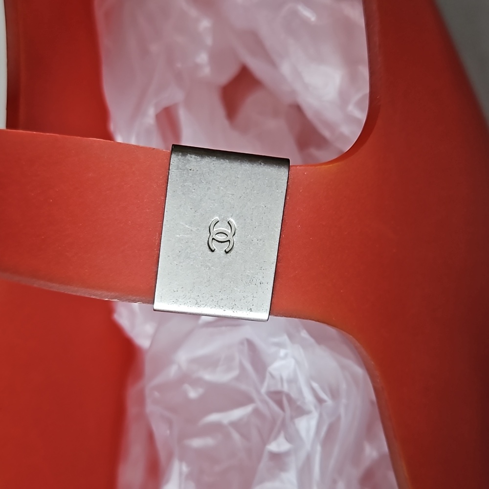 ❌️SOLD❌️ CHANEL XL Logo Jelly Tote Bag Red EUC❣️ - Picture 4 of 10